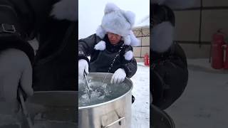 Method of storing vegetables in snowy areas 🤯😲 #shorts #gadgets #facts #challenge #viralvideo