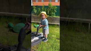 #Месье_Даниэль ⚜️ моет песочницу #kids #kidsvideo