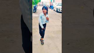 Kale Aankhon Mein chashma laga Lijiye#short #trending #viral#shorts #dance 💃