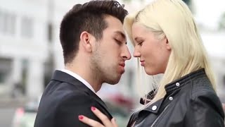 #kissingpranks #kissing #kissingchallenge
Best kissing prank top kisses with perfect girls