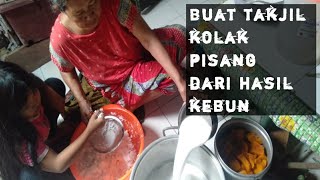 Buat takjil kolak pisang hasil panen.