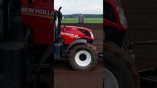 New Holland T7 #tractor #agriculture #farming 😎 @FlyingPixelsPhotography