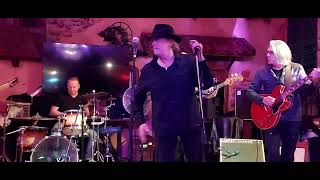 Twelve Bar Blues Band.....The blues has got me ,,,,..Down to the station,,,,,