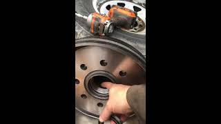 Dump trailer brake job. Part 1...