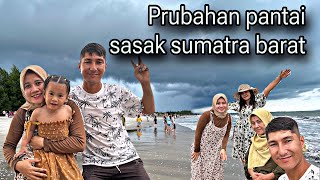 Ajak suami bule ke pantai kampung istri sumatra barat sama orang tua main bersama