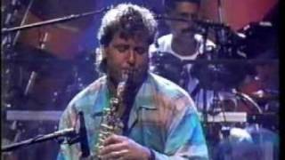 Spyro Gyra performing "Cayo Hueso" on The Late Show