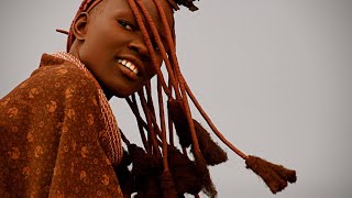 Como vive a tribo Africana Himba