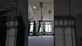 Pole dance - pole flow, advance level