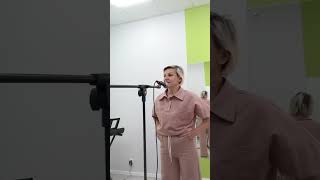 Пою Крылатые качели. Мой второй урок в школе вокала Lili Voice Краснодар. Часть 2. 4 июня 2023.