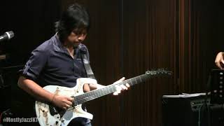 Dewa Budjana - Lalu Lintas @ Mostly Jazz 21/12/2011 [HD]