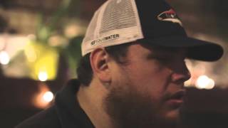 Luke Combs - Memories Are Made Of