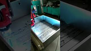 lithium battery box welding appilcation—welding robot