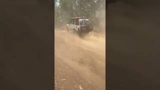 76 series land cruiser gets nice wheel lift #landcruiser #hillclimb