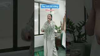 TAY TRÁI CHỈ TRĂNG cover by Minh Trang vocal