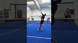 Rouleau ou Plateau à la grille au Padel ? #padel #padeladdict #padelvideos #padeltraining