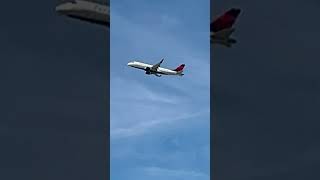 Delta departing from LAX #airport #aviation