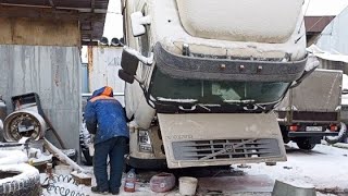 ПЕРВЫЙ РЕЙС СТРАШНЫЙ СОН ДАЛЬНОБОЙЩИКА ЗАДНИМ ХОДОМ ГОЛОЛЁД снегопад Volvo и FAW новая резина