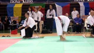 PASCALE AU CHAMPIONNAT DE EUROPE ETKF ITALY 2009 TARADITIONAL KARATE TRADITIONNEL