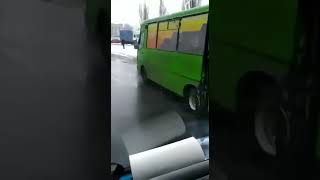 В Харькове на проспекте Героев Сталинграда на ходу загорелся грузовик