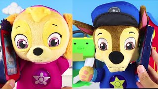 Paw Patrol juega Egg Challenge Juego con Lol Surprise | Ellie Sparkles