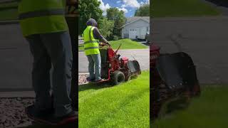 Cutting A Bi-Weekly Lawn. Holy Cow #lawn #lawncare #toro #shorts