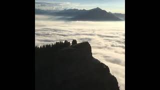 Hanggliding in the Swiss Alps