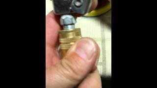 Air Coupler to plug air leak