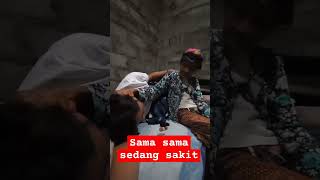 Sambil Menahan Pusing Simbok memijit Aku yg sedang sakit juga