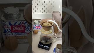 How to make pour-over coffee quickly #coffeemaker #coffeepot #coffee  #pourovercoffee