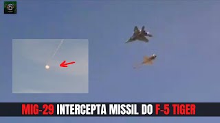 CAÇA F-5 TIGER AMERICANO FAZ DISPARO DE MISSIL QUE É INTERCEPTADO POR MIG-29 RUSSO