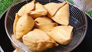 Perfect Matar Samosa Recipe | ये वीडियो पूरा देख लिया तो बाहर से समोसा लाना बंद | @kitchensinfinity