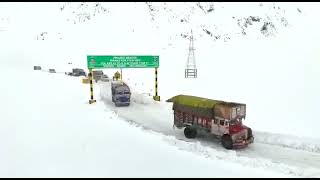 zojila crossing in winter || Snow in zojila