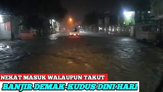 Banjir demak-kudus | Mesin truk mendecit-decit sampai kontrol lampu nyala semua