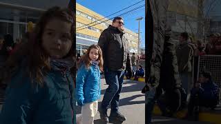 UN VISTAZO AL DESFILE CIVICO DEL 25 DE MAYO EN TRELEW