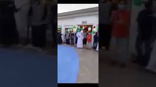 السعودية تنجح في صنع أكبر كمامة في العالم!!