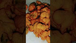 Ghosalyache kurkurit bhaje #shorts #cooking #food #maharastrian food#viral