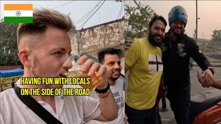 Having fun with locals on the side of the road 🇮🇳 | Indian street friends | indian street visit