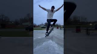 Skateboarding Newburg skatepark with Josh Walling & Jon Jennings 🛹❤️ #kentuckyskateboarding #fyp