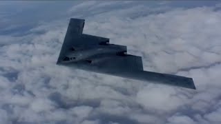 B-2 스피릿 스텔스폭격기 우아한 비행과 폭격 | B-2 Spirit Stealth Bomber