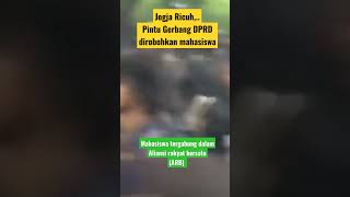 Jogja Ricuh, Pagar Gedung DPRD roboh. Aksi Mahasiswa Tolak kenaikan BBM. #short