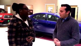 Toyota Dealership Reviews - Portland, Oregon customer review's her experience at Toyota of Gladstone