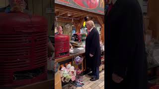 President Trump stops at the Machine Shed restaurant in Davenport, Iowa