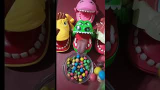 BABY CROCODILE 🐊 & CHOCOLATE NIPS   #asmr #toys #chocolate #subscribe #shorts