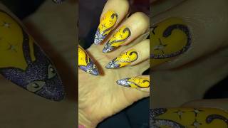 EASY HALLOWEEN NAIL ART - Cat French #nails  #nailart  #halloweennailart #halloweennails