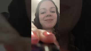 ASMR Clipping your Face #asmr #asmrtapping #asmrtingles