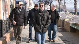 Vladivostok Introduced to  American Bluegrass Music