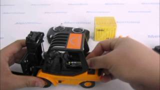 Mini R/C Desk Forklift with Lifting Arm Truck Toy (#400-328)