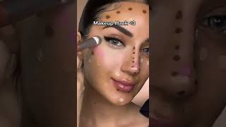 #shorts Blending makeup hack #shorts #blendingtechnique #makeuphack #contour #eyeshades #beautyhacks