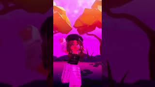 I don’t know I like the sky pink #roblox #capcut #edit