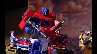 Takara Tomy's Transformers Masterpiece Optimus Prime MP44 review